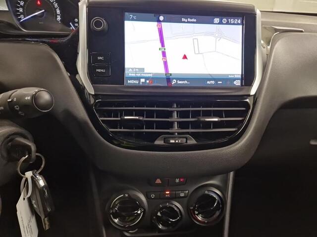 Peugeot 208 1.2 AUTOMAAT Signature, Cruise Control, Navi, NL/NAP!