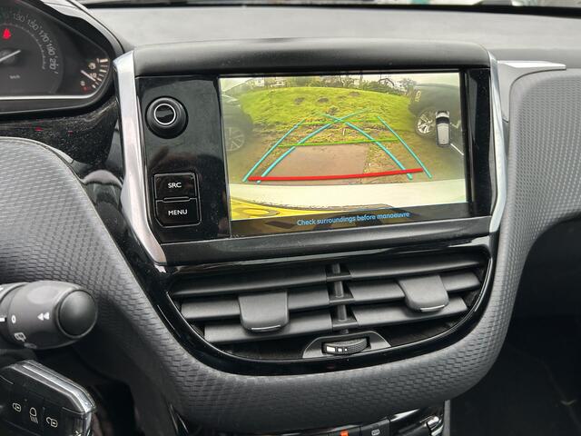 Peugeot 208 1.2 PureTech Allure Camera Panodak Vol Leder Cruise Climaat