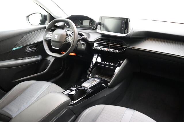 Peugeot 208 1.2T Automaat Allure | Achteruitrijcamera | Navigatie | Parkeersensoren | Privacy Glass | Lichtmetalen velgen | Climate Control