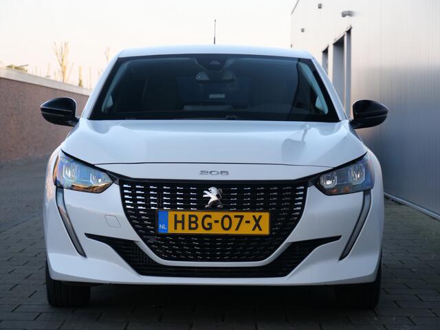 Peugeot 208 1.2 PureTech 100pk Allure Pack Apple carplay / Camera / LED / Airco