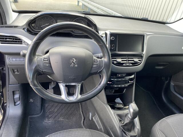 Peugeot 208 1.2 PureTech Blue Lease Executive 5-Drs, Clima, Navi, CC, PDC, Bluetooth, PDC, LM, z.g.a.n. APK - Inruil Mogelijk -