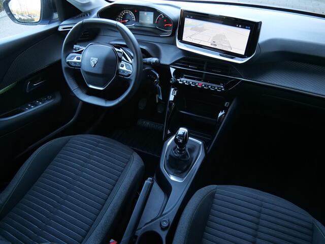 Peugeot 208 1.2 PureTech 100pk Active Navigatie / Parkeersensoren / Apple Carplay / LED