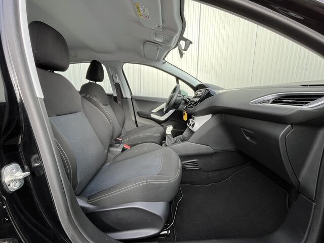 Peugeot 208 1.2 PureTech Like, NAP, lage km.stand