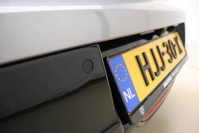 Peugeot 208 Hybrid e-DCS6 Allure 100 PK | Automaat | Licht metalen velgen | Camera | Parkeersensor | Navigatie | DAB+ | Adaptieve cruise control | 1e eigenaar