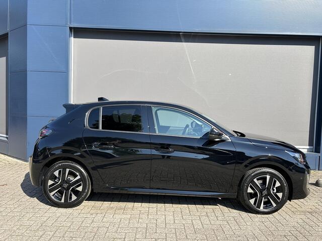 Peugeot 208 Hybrid 110 e-DCS6 Allure | Nieuw Model 2025! | Hybride Elektrisch rijden met Automaat | Dodehoek detectie | Navigatie via Telefoon | Parkeercamera 360 graden | LED Verlichting | Apple Carplay/Android Auto | Lichtmetalen Velgen | Cruise & Climate Control |