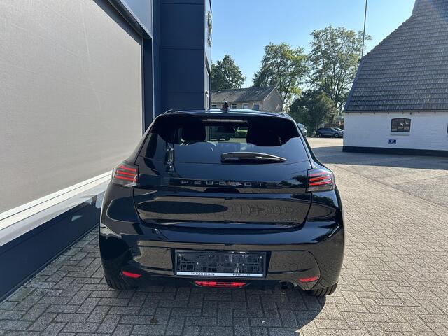 Peugeot 208 Hybrid 110 e-DCS6 Allure | Nieuw Model 2025! | Hybride Elektrisch rijden met Automaat | Dodehoek detectie | Navigatie via Telefoon | Parkeercamera 360 graden | LED Verlichting | Apple Carplay/Android Auto | Lichtmetalen Velgen | Cruise & Climate Control |