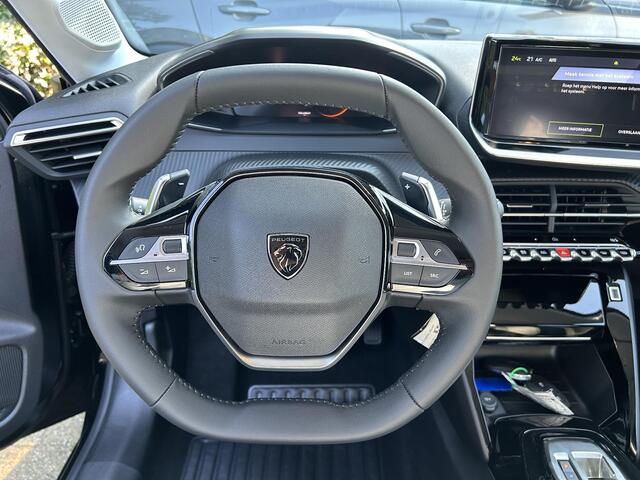 Peugeot 208 Hybrid 110 e-DCS6 Allure | Nieuw Model 2025! | Hybride Elektrisch rijden met Automaat | Dodehoek detectie | Navigatie via Telefoon | Parkeercamera 360 graden | LED Verlichting | Apple Carplay/Android Auto | Lichtmetalen Velgen | Cruise & Climate Control |