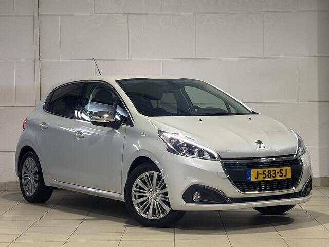 Peugeot 208 Allure 1.2 Turbo 110pk EAT6 | ALL SEASON BANDEN | CLIMATE CONTROL | APPLE CARPLAY / ANDROID AUTO | DONKER GETINT GLAS | ISOFIX | CLIMATE CONTROL |