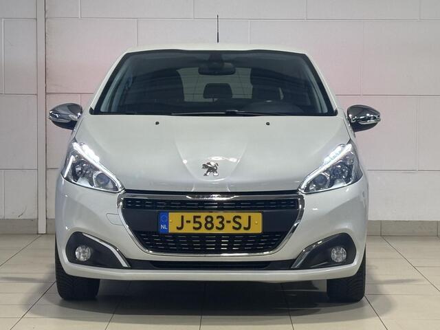Peugeot 208 Allure 1.2 Turbo 110pk EAT6 | ALL SEASON BANDEN | CLIMATE CONTROL | APPLE CARPLAY / ANDROID AUTO | DONKER GETINT GLAS | ISOFIX | CLIMATE CONTROL |