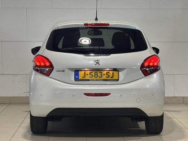 Peugeot 208 Allure 1.2 Turbo 110pk EAT6 | ALL SEASON BANDEN | CLIMATE CONTROL | APPLE CARPLAY / ANDROID AUTO | DONKER GETINT GLAS | ISOFIX | CLIMATE CONTROL |