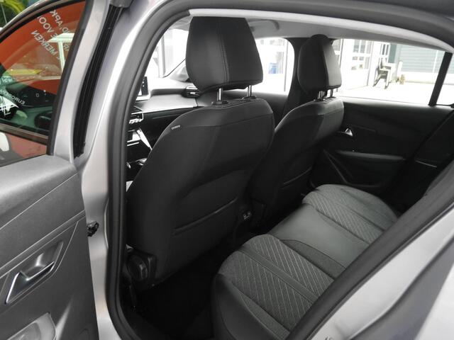 Peugeot 208 Hybrid 100 e-DCS6 Allure | Camera | Stoelverwarming | Automaat | Lichtmetalen velgen | Nieuw Model