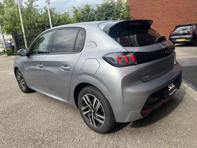 Peugeot 208 1.2 PureTech Allure // HALF LEDER // NAVI+CARPLAY // CAMERA+SENSOREN // CLIMA // CRUISE //