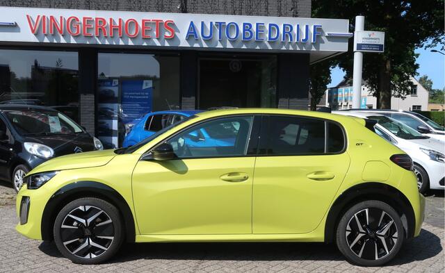 Peugeot 208 100 Pk. *** GT *** Nieuw Type *** Draadloos Apple CarPlay / Android Auto met Google Maps Navigatie en Spotify * Keyless Entry & Start Button * Achteruitrij Parkeer Camera * 1/2 Leder Interieur * DAB Radio * L.M. Velgen * Full Vingerhoets; Vierde Generatie