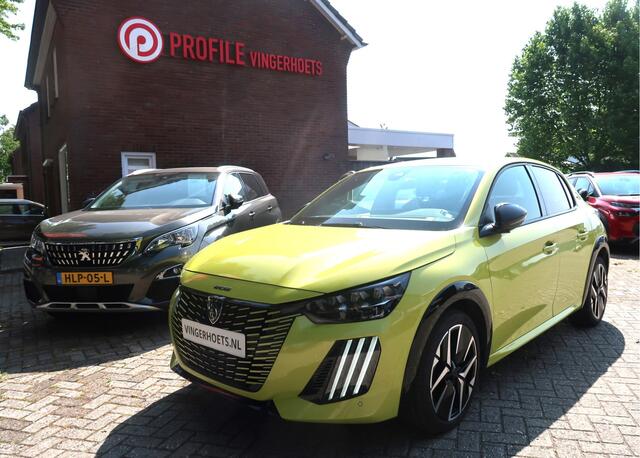 Peugeot 208 100 Pk. *** GT *** Nieuw Type *** Draadloos Apple CarPlay / Android Auto met Google Maps Navigatie en Spotify * Keyless Entry & Start Button * Achteruitrij Parkeer Camera * 1/2 Leder Interieur * DAB Radio * L.M. Velgen * Full Vingerhoets; Vierde Generatie