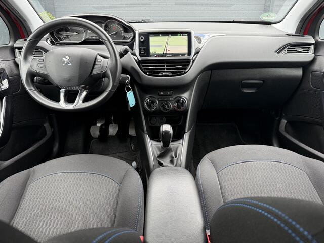 Peugeot 208 1.2 PureTech Signature Navi,Airco,Cruise,PDC,Trekhaak,Carplay,Elek ramen,N.A.P,Nieuwe APK bij Aflevering