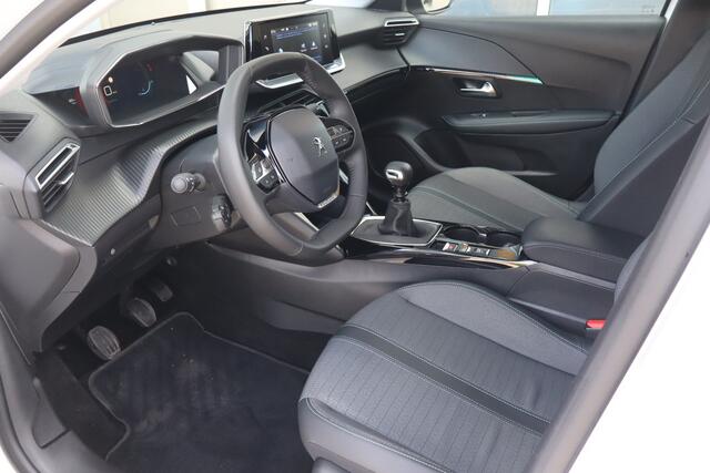 Peugeot 208 1.2 PureTech Allure Pack Adap-Cruise I Carplay I Camera