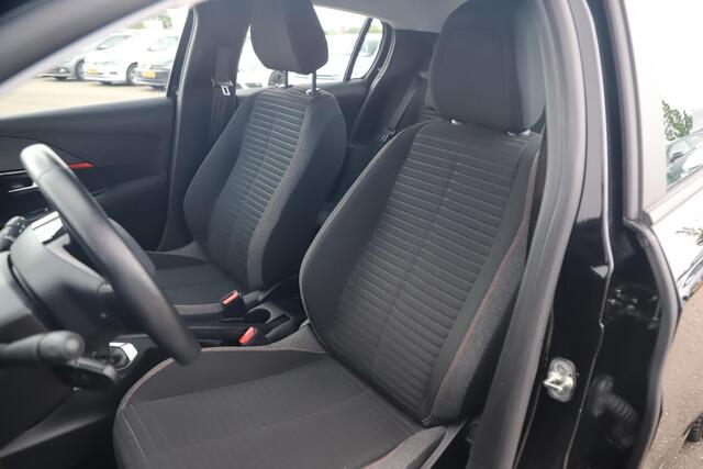 Peugeot 208 1.2 PureTech Blue Lease Active NIEUWE DB RIEM!! Navigatie Carplay Android Bluetooth Airco Cruise Control