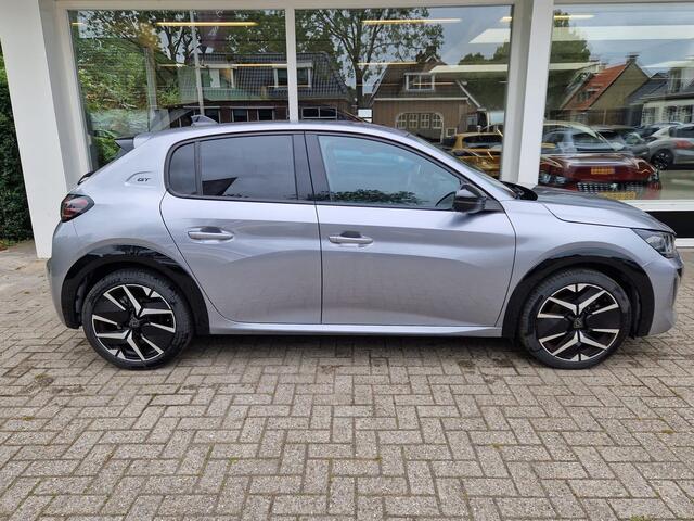 Peugeot 208 1.2T 100pk GT | Half lederen bekleding | Navigatie | Achteruitrijcamera | LED koplampen | Digital Cockpit