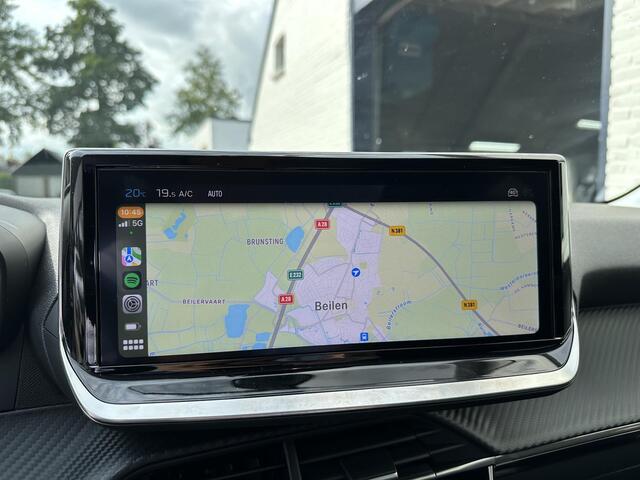 Peugeot 208 1.2 Turbo 100 PK Allure | ¤ 4200 DEMO Voordeel | Nieuwste Model 208 | Bouwjaar 2025 | Navigatie via Telefoon | Stoelverwarming | LED Verlichting | Lichtmetalen Velgen 16" | Half Lederen Bekleding | Groot Multimedia Scherm | Climate Control | Cruise Contro