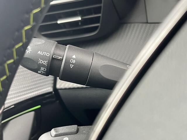 Peugeot 208 1.2 PureTech GT | Camera | Navigatie | Adaptive Cruise Control | Climate Control |