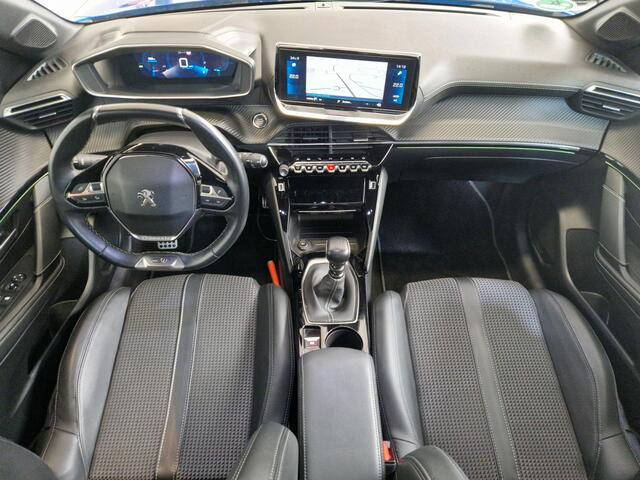 Peugeot 208 1.2 PureTech GT-Line Trekhaak| Panoramadak | Navigatie