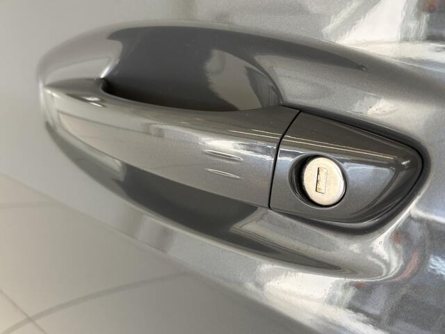 Peugeot 208 Hybrid 100 e-DCS6 GT