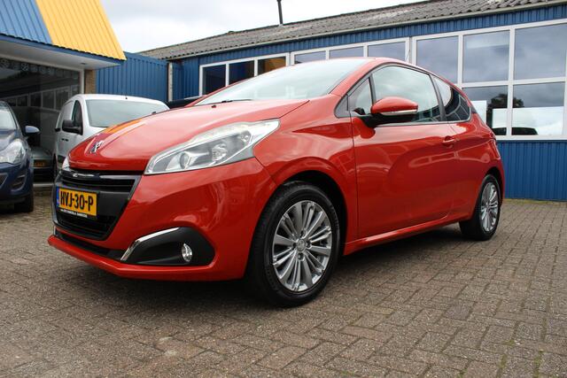 Peugeot 208 1.2i "Active" LMV - Airco - Cruise !!!