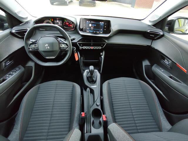 Peugeot 208 1.2 PureTech Active Pack Led Stoelverwarming Navi-Carplay