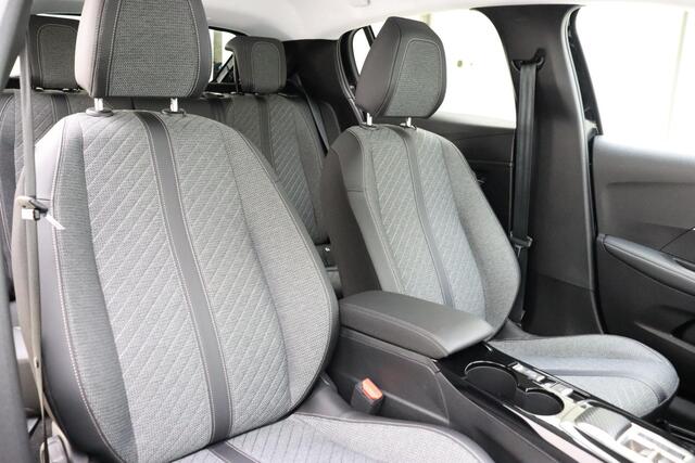 Peugeot 208 Hybrid 100 e-DCS6 Allure | Apple carplay/Aindroid auto | Cruise control | LED verlichting | Achteruitrij camera | Navigatiesysteem | Stoelverwarming |