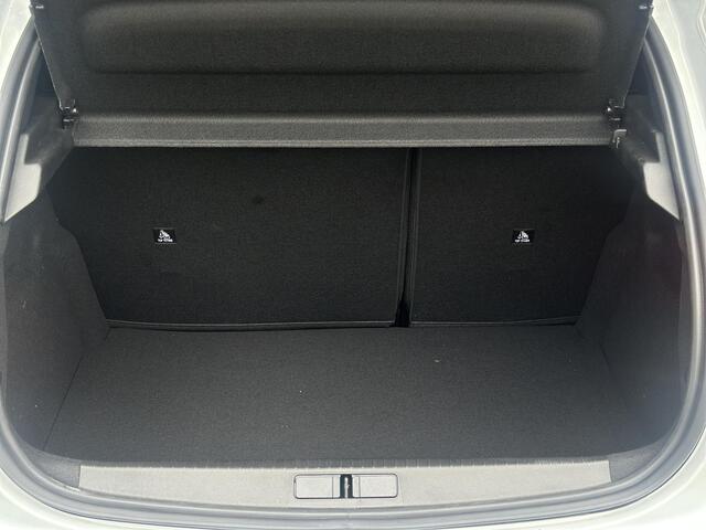 Peugeot 208 1.2 Hybrid 110pk e-DCS6 Allure | Navigatie | Parkeercamera/-sensoren (voor/achter) | Climate Control | Apple Carplay/Android Auto | Dodehoekdetectie | DAB | Start/Sopt | LED |