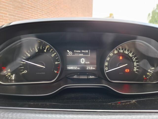 Peugeot 208 1.2pure tech