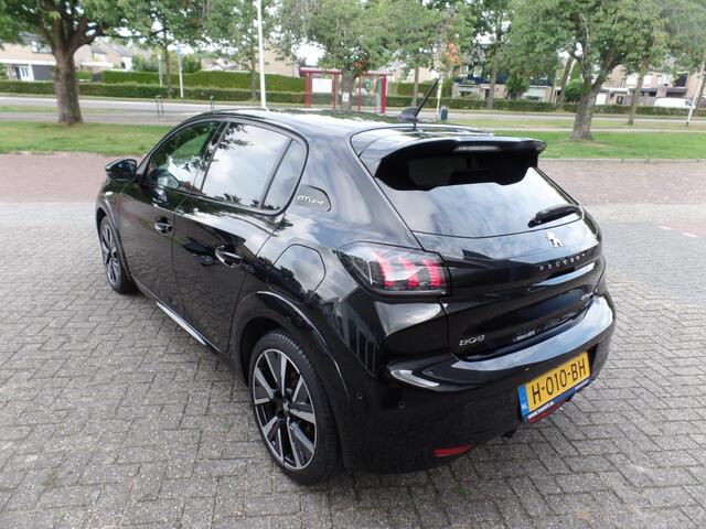 Peugeot 208 1.2 PureTech GT-Line