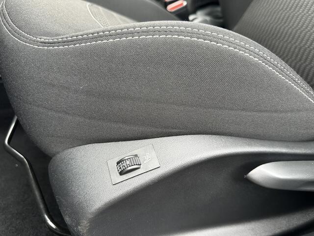 Peugeot 208 1.2 PureTech Allure |CARPLAY|PDC|CRUISE|LED|+++