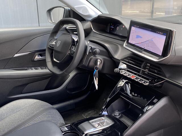 Peugeot 208 Hybrid 100pk Automaat Allure | Achteruitrijcamera | Navigatie | Stoelverwarming | Adaptieve Cruise Control | Luxe uitvoering!