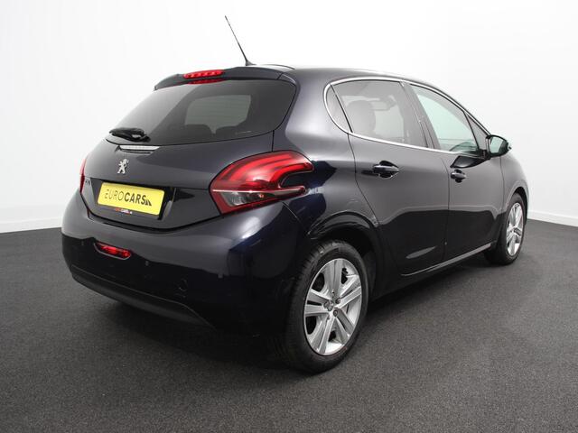 Peugeot 208 1.2 PureTech Allure Airco Cruise control Parkeersensoren achter LED Navigatie
