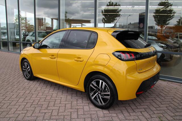 Peugeot 208 1.2 PureTech 100pk Allure Pack Automaat EAT8 Airco Navi Camera Carplay