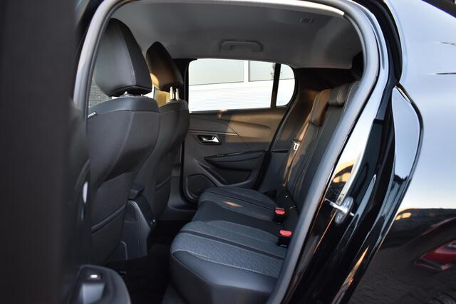 Peugeot 208 Hybrid 100 e-DCS6 Allure Aut. | Carplay | Navi | PDC | Incl. garantie