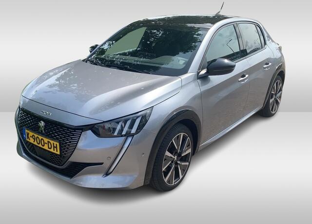 Peugeot 208 1.2 PureTech GT-Line / Panoramadak / Camera / Navigatie / 17'' / Half leder / Dodehoek / Cruise Control