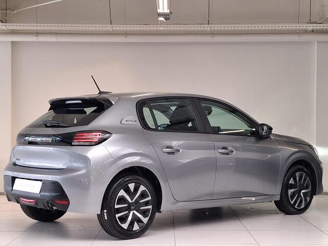 Peugeot 208 1.2 PureTech 100 Style Apple Carplay/Android Auto (Draadloos) | Parkeersensoren achter | Airco | Cruise Control |