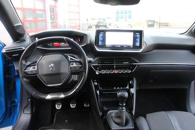 Peugeot 208 1.2 PureTech GT-Line Pano/Dodehoek/Led/Navi