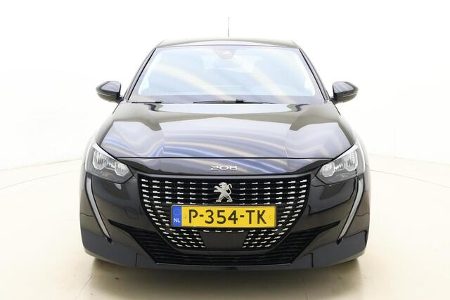 Peugeot 208 1.2 PureTech Allure Pack 100 PK | Handgeschakeld | Start/stop | Navigatie | Airco | Cruise Control | Bluetooth | Licht metalen velgen | BTW auto | 1e eigenaar