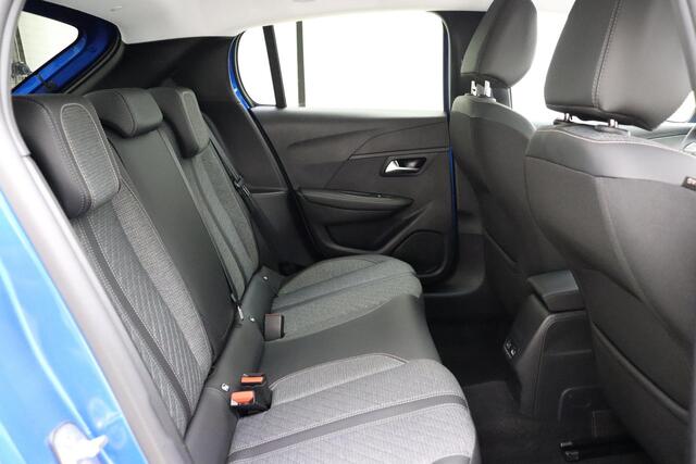 Peugeot 208 1.2T 100pk Allure | DEMO |Navigatie | Apple Carplay/Android Auto | Camera | Climate & Cruise control | Parkeersensoren | LED koplampen