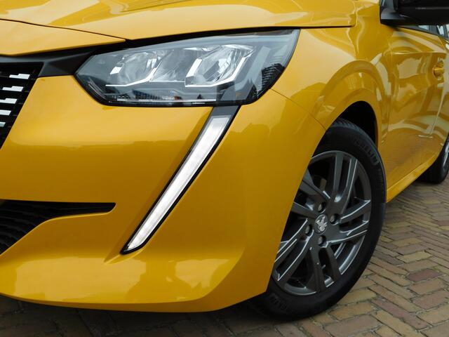 Peugeot 208 1.2 PureTech Allure Pack | Stoelverwarming
