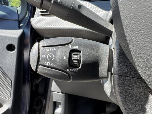 Peugeot 208 1.5 BlueHDi Allure*Navi*ECC*EXPORT/EX.BPM*