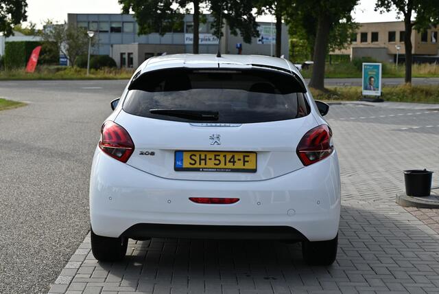 Peugeot 208 1.2 PureTech Blue Lion