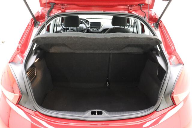 Peugeot 208 1.2 Blue Lion Navigatie | Trekhaak | Airco & Cruise Control | Telefoonvoorbereiding |