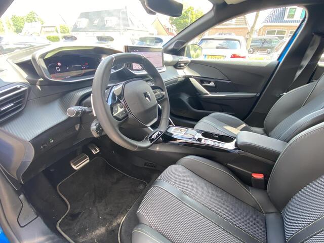 Peugeot 208 1.2 Hybrid 145 e-DCS6 GT | 360 graden camera | Navi | Dodehoek detectie | Keyless | LED koplampen | Adaptieve Cruise Control