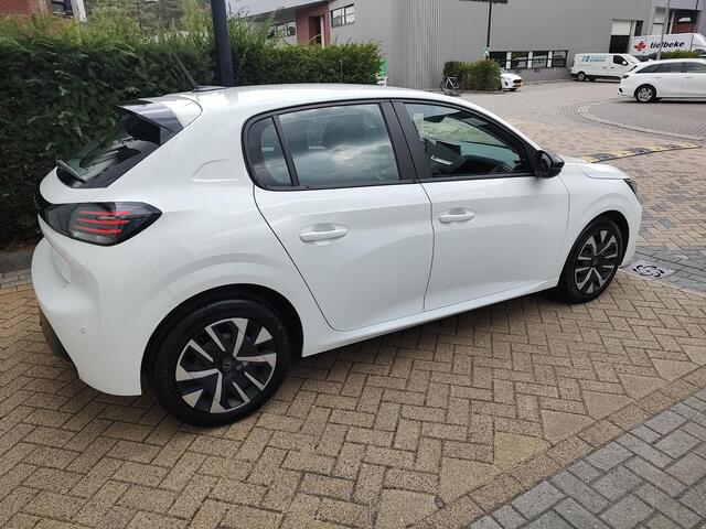 Peugeot 208 1.2 PureTech 100 Active 6-Bak Led Carplay-Navi Cruise-Control Android