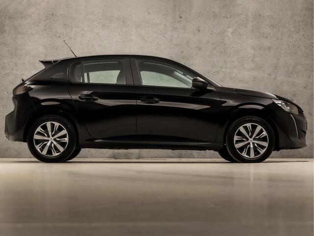 Peugeot 208 1.2 PureTech Allure Sport Automaat (APPLE CARPLAY, GROOT NAVI, LANE ASSIST, SPORTSTOELEN, PARKEERSENSOREN, CRUISE, DAB+, NIEUWSTAAT)