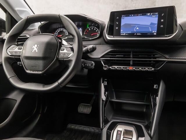 Peugeot 208 1.2 PureTech Allure Sport Automaat (APPLE CARPLAY, GROOT NAVI, LANE ASSIST, SPORTSTOELEN, PARKEERSENSOREN, CRUISE, DAB+, NIEUWSTAAT)